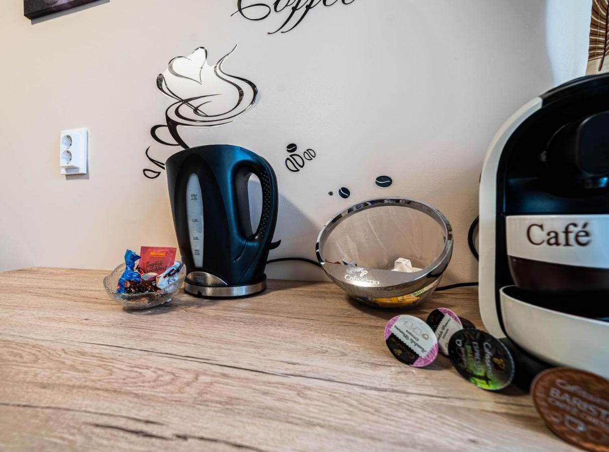 Pastelle Apartment With Own Parking Place Budapest Esterno foto