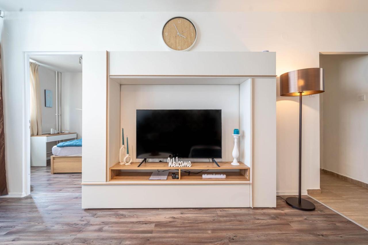 Pastelle Apartment With Own Parking Place Budapest Esterno foto