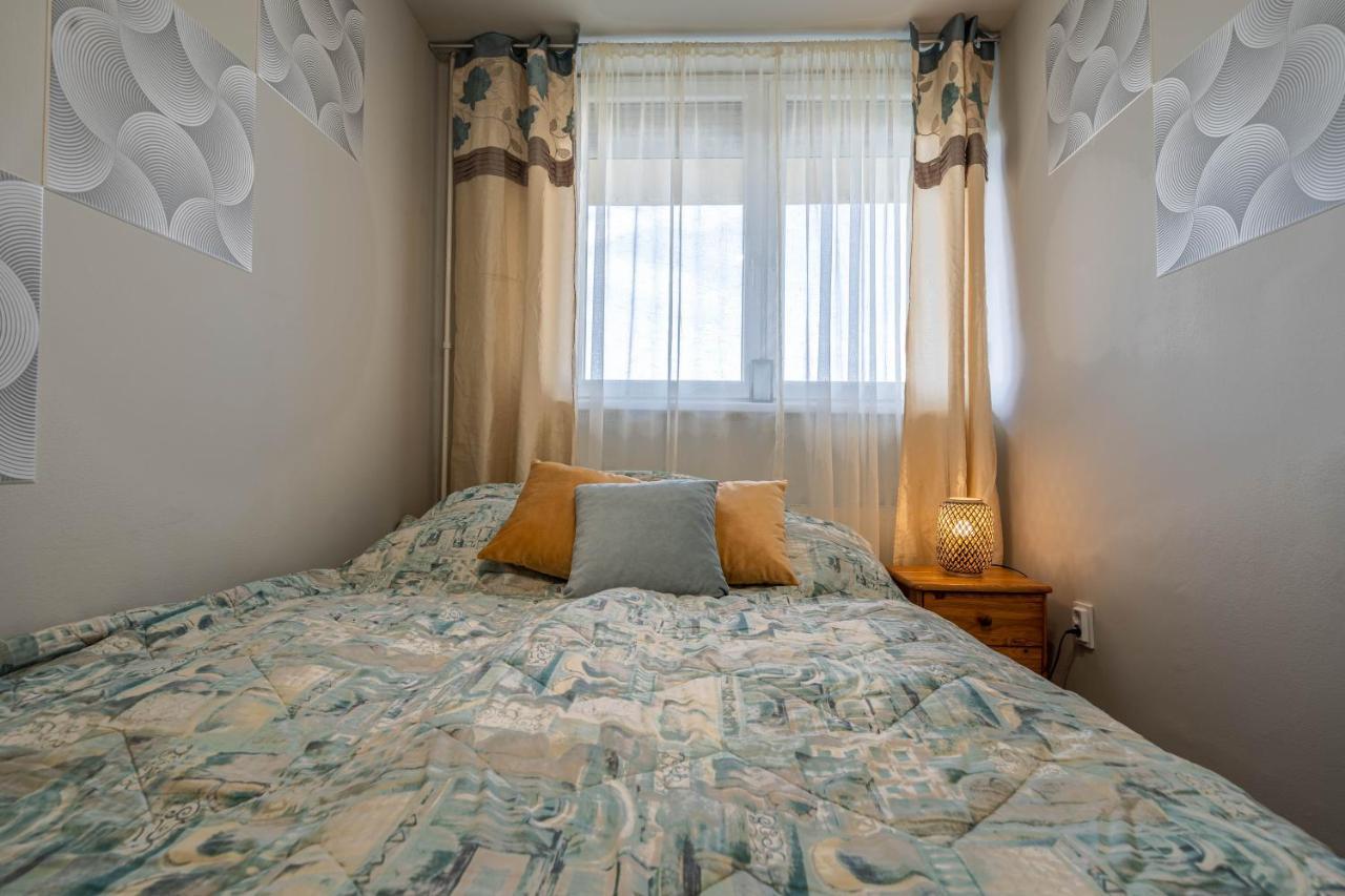 Pastelle Apartment With Own Parking Place Budapest Esterno foto